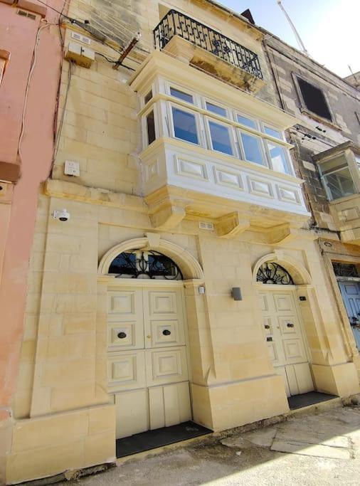 Deck 3 Savynomad Harbour Residences Wow Views Cospicua Экстерьер фото